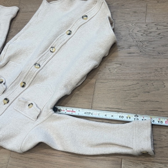 Aritzia Wilfred Free The Ganna Wool Button Up Shirt Jacket Size 2XS Cream - Picture 11 of 11